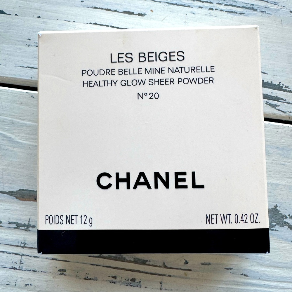 Chanel Les Beiges sheer powder